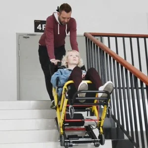 كرسي صعود الدرج الكهربائي كرسي صعود الدرج الكهربائي