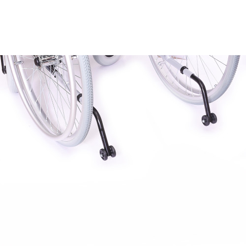 MOVACARE Wheelchair Alum. Leg Elev. B/W MCW011B