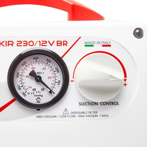 جهاز شفط بلغم كهرباء وبطارية اسكير 230 ايطالي