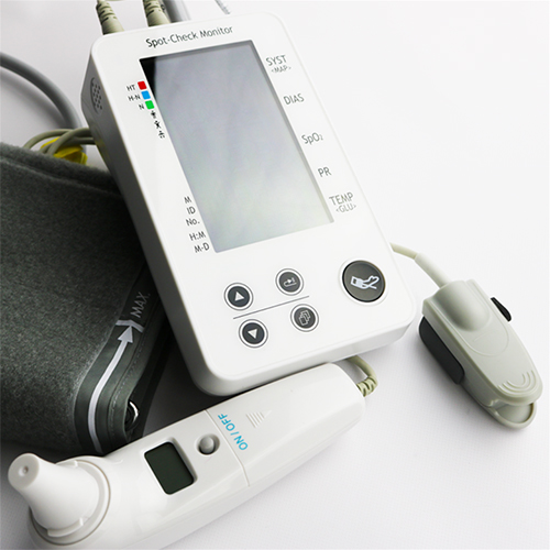 جهاز قياس العلامات الحيوية PC303